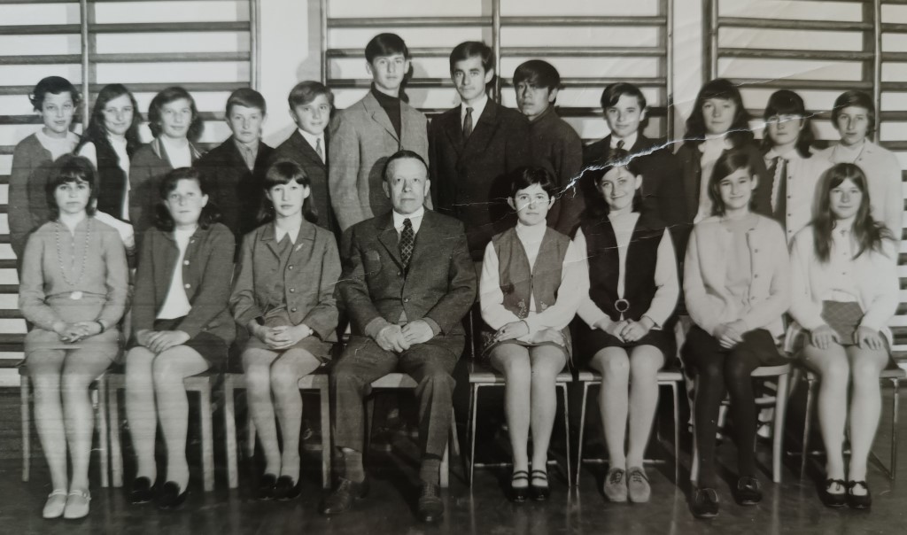 1964. Borsó Gyula az osztályával