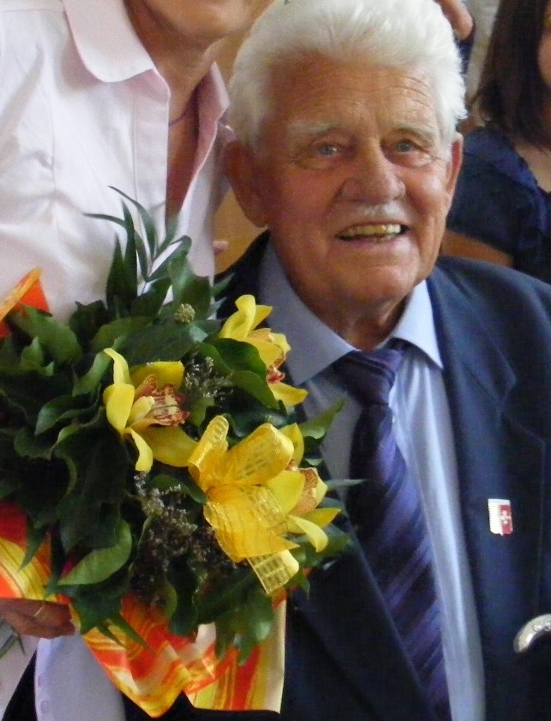 Glatz László hazalátogatott szülőfalujába - könyvbemutatón 2012-ben